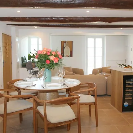 Appartement 4br On The Remparts Of - Sea & Mountain View *