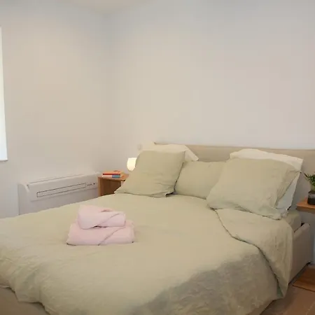 3br On The Remparts Of - Sea & Mountain View Apartament