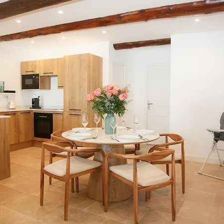 4br On The Remparts Of - Sea & Mountain View *
