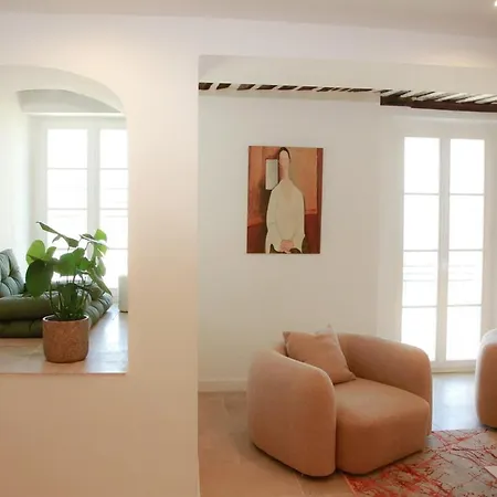4br On The Remparts Of - Sea & Mountain View